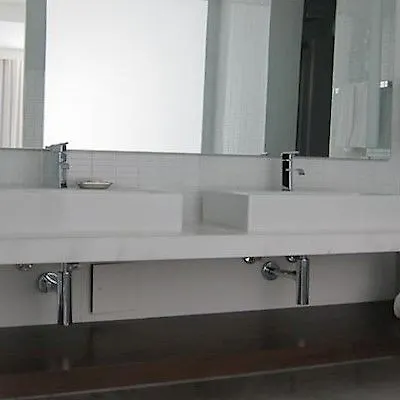 1 Hotel Toronto
