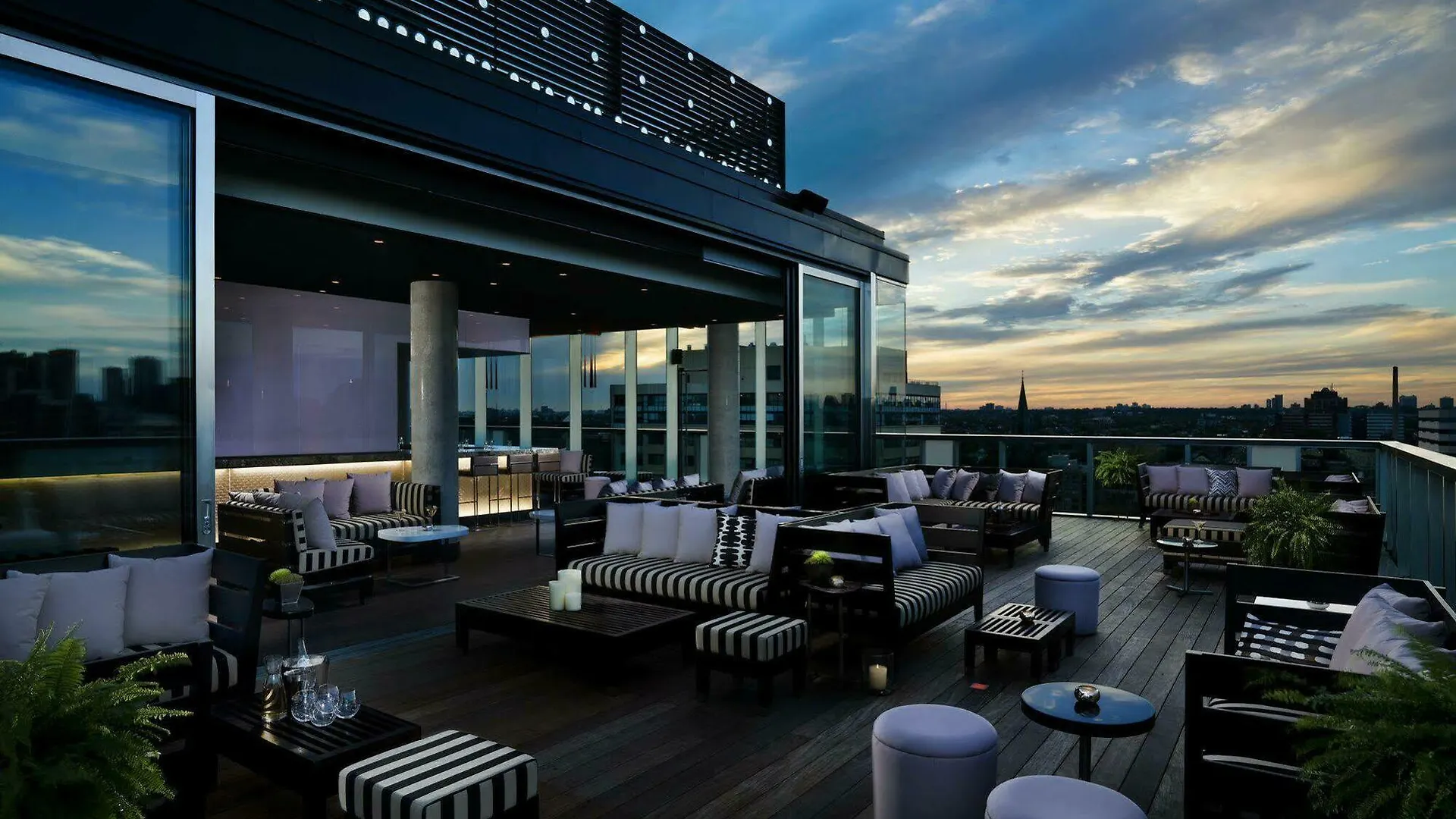 1 Hotel Toronto