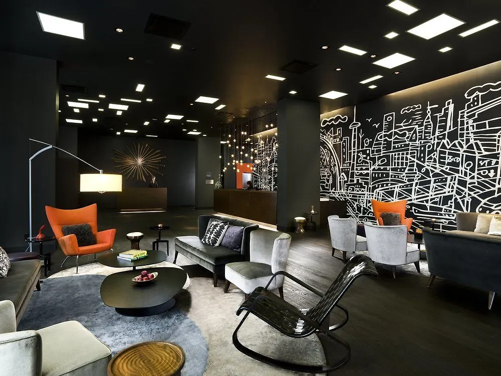 1 Hotel Toronto 5*,  Kanada