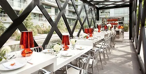 1 Hotel Toronto 5*,